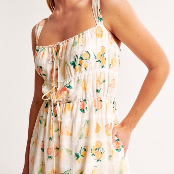 Abercrombie tie front mini dress - Picture 4 of 5